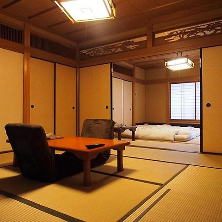 Kamuroan Kyoto Bagian luar foto